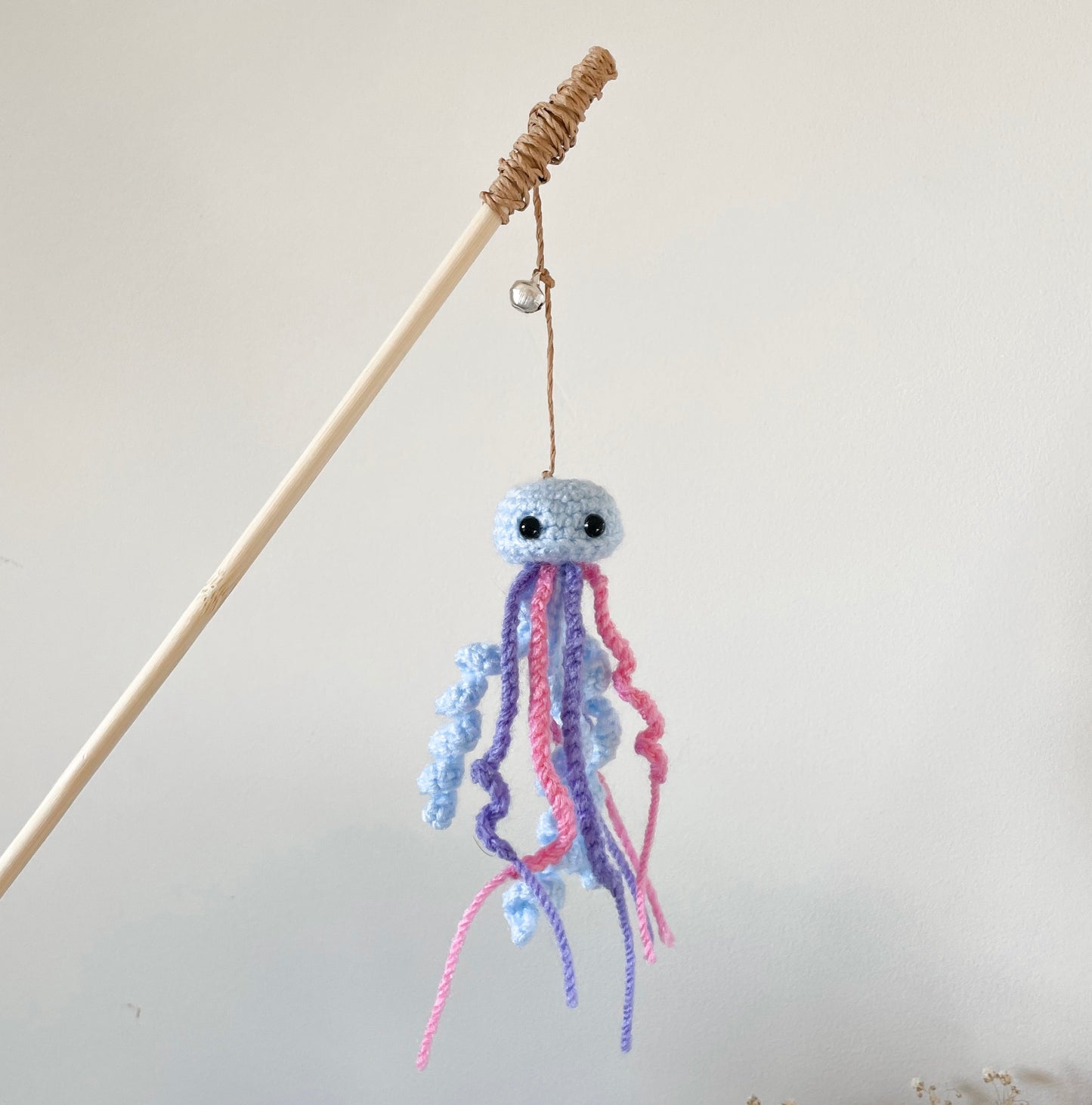 •Cat teaser wand toy - Jellyfish